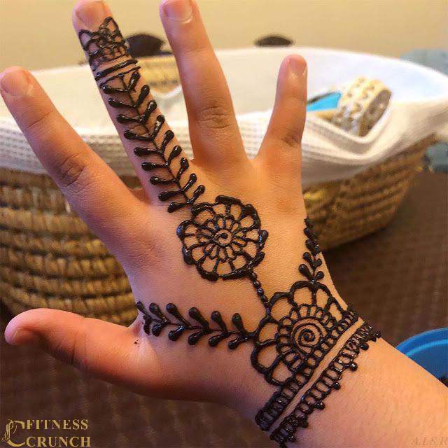 mehndi designs for kids, simple 