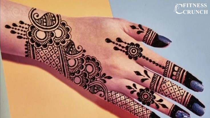 back hand arabic mehndi design