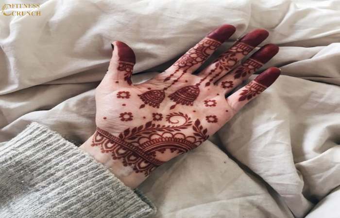 Aesthetic Front Hand Mehndi