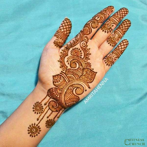 Mehendi For Front Hand