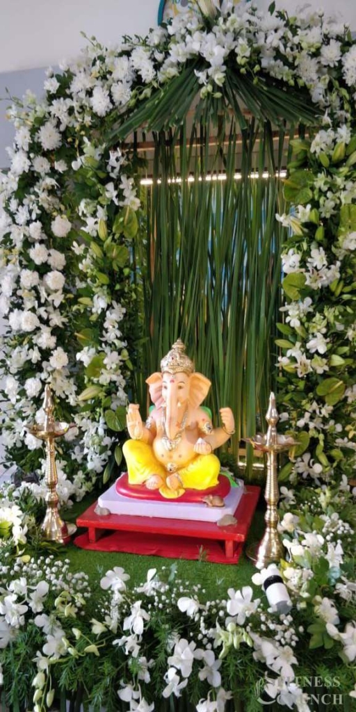 Ganpati Makar Flower